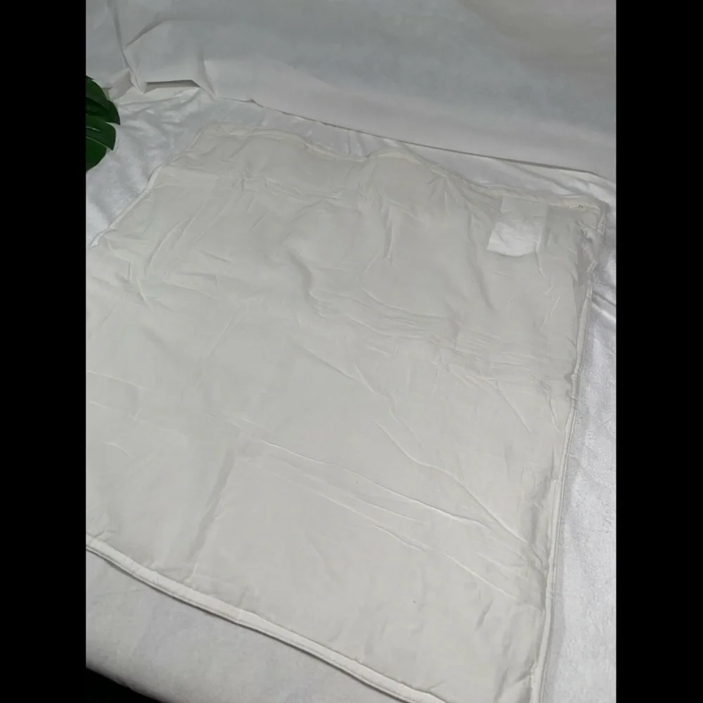 NIB‎ Hotel Collection Linen Fog Quilted (1) European Sham Pillow Case